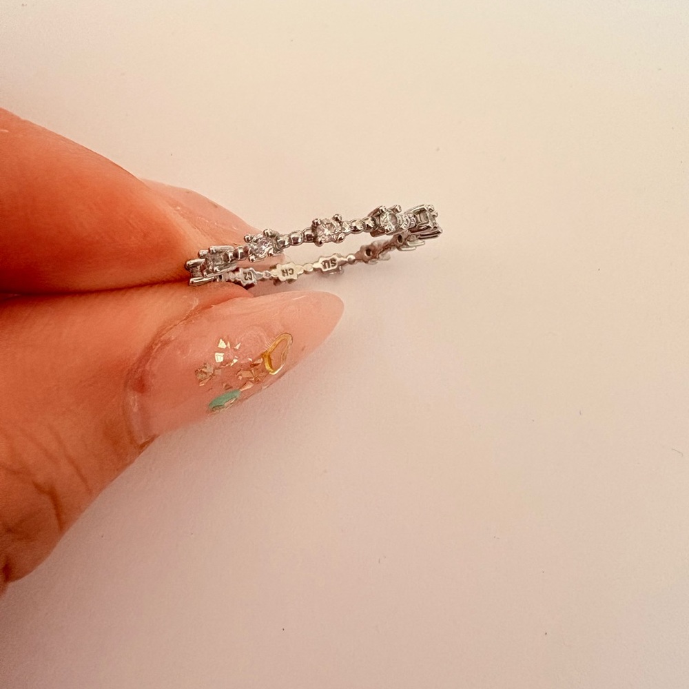 Elegant Silver Women's Ring